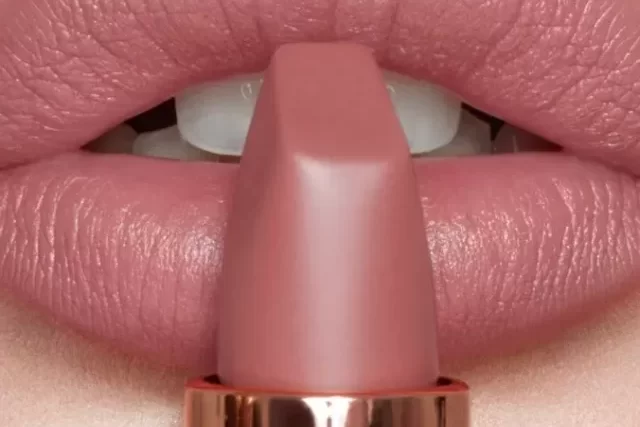 Nude_lipstick_11157abadc