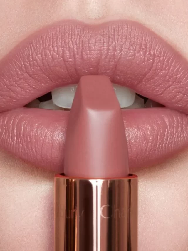 Which lipstick colour is best for natural look?