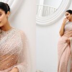 Deepika Padukone Killer Look in Sabyasachi Printed Saree; Feel the ‘Mastani’ vibes With meghashop.com